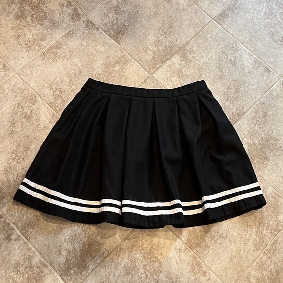 Hot Topic Goth Cheer Black White Stripe Pleated High Rise Mini Skirt Large - Picture 5 of 10